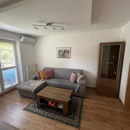 Apartman Daxnerko - Samostatny Dvojpokojovy Byt ブラチスラヴァ エクステリア 写真
