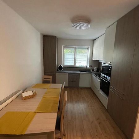 Apartman Daxnerko - Samostatny Dvojpokojovy Byt ブラチスラヴァ エクステリア 写真